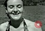 Standbild Eva Braun Schliersee Deutschland, 1940, aus Sekunde 19 historischem Filmmaterial Videoclip 65675077726