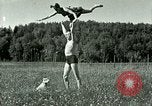 Standbild Eva Braun Schliersee Deutschland, 1940, aus Sekunde 58 historischem Filmmaterial Videoclip 65675077726