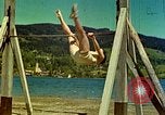Standbild Eva Braun Schliersee Deutschland, 1940, aus Sekunde 14 historischem Filmmaterial Videoclip 65675077729