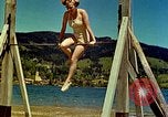 Standbild Eva Braun Schliersee Deutschland, 1940, aus Sekunde 17 historischem Filmmaterial Videoclip 65675077729