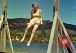 Standbild Eva Braun Schliersee Deutschland, 1940, aus Sekunde 26 historischem Filmmaterial Videoclip 65675077729
