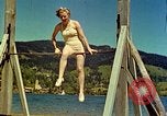 Standbild Eva Braun Schliersee Deutschland, 1940, aus Sekunde 28 historischem Filmmaterial Videoclip 65675077729