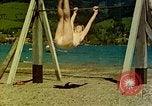 Standbild Eva Braun Schliersee Deutschland, 1940, aus Sekunde 43 historischem Filmmaterial Videoclip 65675077729