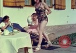 Immagine di Eva Braun Berchtesgaden Germania, 1940, secondo 8 filmato di repertorio 65675077735