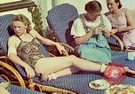 Immagine di Eva Braun Berchtesgaden Germania, 1940, secondo 29 filmato di repertorio 65675077735