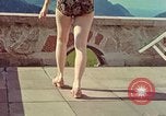 Immagine di Eva Braun Berchtesgaden Germania, 1940, secondo 44 filmato di repertorio 65675077735