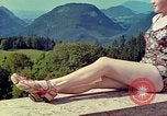 Immagine di Eva Braun Berchtesgaden Germania, 1940, secondo 52 filmato di repertorio 65675077735