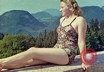 Immagine di Eva Braun Berchtesgaden Germania, 1940, secondo 56 filmato di repertorio 65675077735