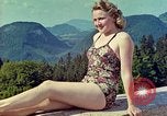 Immagine di Eva Braun Berchtesgaden Germania, 1940, secondo 59 filmato di repertorio 65675077735
