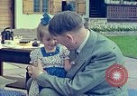 Standbild Adolf Hitler Berchtesgaden Deutschland, 1940, aus Sekunde 22 historischem Filmmaterial Videoclip 65675077738