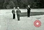 Standbild Adolf Hitler Berchtesgaden Deutschland, 1940, aus Sekunde 44 historischem Filmmaterial Videoclip 65675077739