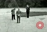 Standbild Adolf Hitler Berchtesgaden Deutschland, 1940, aus Sekunde 54 historischem Filmmaterial Videoclip 65675077739