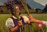 Standbild Eva Braun Berchtesgaden Deutschland, 1940, aus Sekunde 33 historischem Filmmaterial Videoclip 65675077740