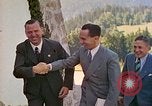Standbild Adolf Hitler Berchtesgaden Deutschland, 1940, aus Sekunde 48 historischem Filmmaterial Videoclip 65675077742