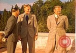 Image Hitler Heydrich Himmler et Wolff  à Berghof Berchtesgaden Allemagne, 1940, de la seconde 5 séquences d'archives historiques vidéo 65675077745