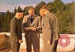 Image Hitler Heydrich Himmler et Wolff  à Berghof Berchtesgaden Allemagne, 1940, de la seconde 9 séquences d'archives historiques vidéo 65675077745