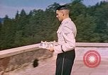 Immagine di Berghof terrazza Berchtesgaden Germania, 1940, secondo 14 filmato di repertorio 65675077759