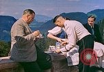 Immagine di Berghof terrazza Berchtesgaden Germania, 1940, secondo 17 filmato di repertorio 65675077759