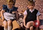Image Bormann enfants Berchtesgaden Allemagne, 1940, de la seconde 9 séquences d'archives historiques vidéo 65675077764