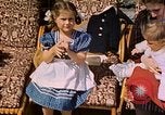 Image Bormann enfants Berchtesgaden Allemagne, 1940, de la seconde 14 séquences d'archives historiques vidéo 65675077764