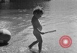Standbild Herta Shneider Berchtesgaden Deutschland, 1940, aus Sekunde 33 historischem Filmmaterial Videoclip 65675077778