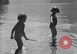 Standbild Herta Shneider Berchtesgaden Deutschland, 1940, aus Sekunde 39 historischem Filmmaterial Videoclip 65675077778