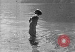 Standbild Herta Shneider Berchtesgaden Deutschland, 1940, aus Sekunde 48 historischem Filmmaterial Videoclip 65675077778
