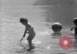 Standbild Herta Shneider Berchtesgaden Deutschland, 1940, aus Sekunde 55 historischem Filmmaterial Videoclip 65675077778