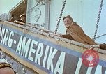 Standbild Eva Braun die Familie Island, 1938, aus Sekunde 41 historischem Filmmaterial Videoclip 65675077794