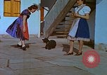 Image Uschi Schneider Berchtesgaden Allemagne, 1940, de la seconde 42 séquences d'archives historiques vidéo 65675077813