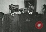 Standbild Adolf Hitler Berchtesgaden Deutschland, 1940, aus Sekunde 52 historischem Filmmaterial Videoclip 65675077826