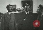 Standbild Adolf Hitler Berchtesgaden Deutschland, 1940, aus Sekunde 53 historischem Filmmaterial Videoclip 65675077826