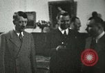 Standbild Adolf Hitler Berchtesgaden Deutschland, 1940, aus Sekunde 55 historischem Filmmaterial Videoclip 65675077826