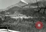 Standbild Adolf Hitler Berchtesgaden Deutschland, 1940, aus Sekunde 37 historischem Filmmaterial Videoclip 65675077827
