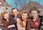 Standbild Eva Braun die Familie München Deutschland, 1940, aus Sekunde 9 historischem Filmmaterial Videoclip 65675077834