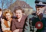 Standbild Eva Braun die Familie München Deutschland, 1940, aus Sekunde 11 historischem Filmmaterial Videoclip 65675077834