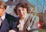 Standbild Eva Braun die Familie München Deutschland, 1940, aus Sekunde 23 historischem Filmmaterial Videoclip 65675077834