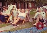 Standbild Eva Braun die Familie Deutschland, 1940, aus Sekunde 5 historischem Filmmaterial Videoclip 65675077836