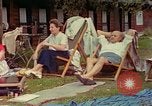 Standbild Eva Braun die Familie Deutschland, 1940, aus Sekunde 12 historischem Filmmaterial Videoclip 65675077836