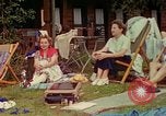 Standbild Eva Braun die Familie Deutschland, 1940, aus Sekunde 14 historischem Filmmaterial Videoclip 65675077836