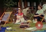 Standbild Eva Braun die Familie Deutschland, 1940, aus Sekunde 15 historischem Filmmaterial Videoclip 65675077836
