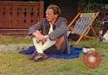 Standbild Eva Braun die Familie Deutschland, 1940, aus Sekunde 23 historischem Filmmaterial Videoclip 65675077836