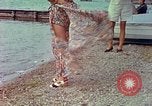 Standbild Eva Braun die Familie Deutschland, 1940, aus Sekunde 30 historischem Filmmaterial Videoclip 65675077836
