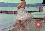Standbild Eva Braun die Familie Deutschland, 1940, aus Sekunde 33 historischem Filmmaterial Videoclip 65675077836