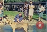 Standbild Eva Braun die Familie Deutschland, 1940, aus Sekunde 8 historischem Filmmaterial Videoclip 65675077837