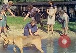 Standbild Eva Braun die Familie Deutschland, 1940, aus Sekunde 10 historischem Filmmaterial Videoclip 65675077837