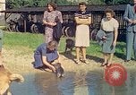 Standbild Eva Braun die Familie Deutschland, 1940, aus Sekunde 12 historischem Filmmaterial Videoclip 65675077837
