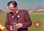 Standbild Eva Braun die Familie Deutschland, 1940, aus Sekunde 9 historischem Filmmaterial Videoclip 65675077838
