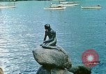 Standbild Kleine Meerjungfrau Kopenhagen Dänemark, 1940, aus Sekunde 23 historischem Filmmaterial Videoclip 65675077855