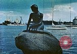 Standbild Kleine Meerjungfrau Kopenhagen Dänemark, 1940, aus Sekunde 29 historischem Filmmaterial Videoclip 65675077855